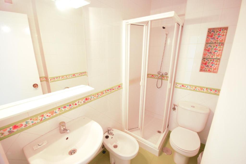 Apartamentos Concorde Alicante Bilik gambar