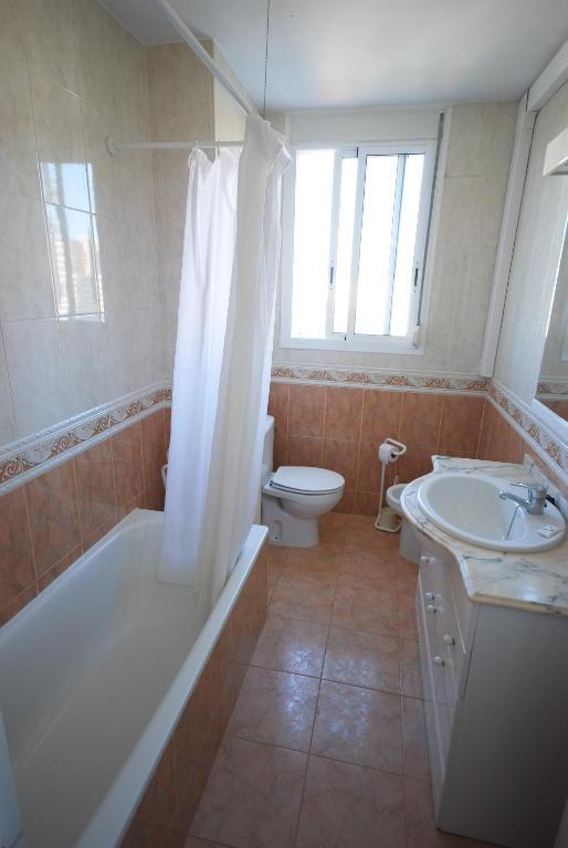 Apartamentos Concorde Alicante Bilik gambar