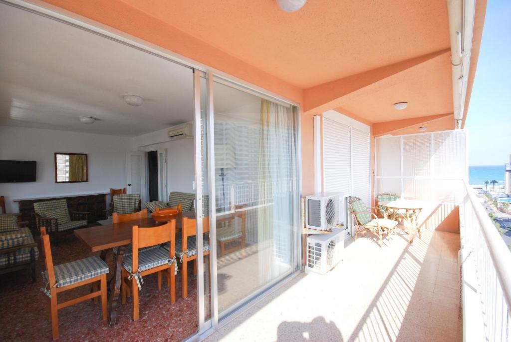 Apartamentos Concorde Alicante Bilik gambar