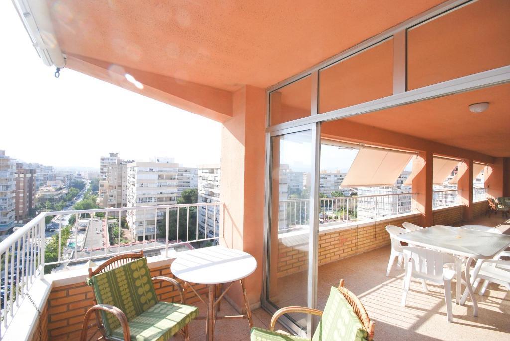 Apartamentos Concorde Alicante Bilik gambar