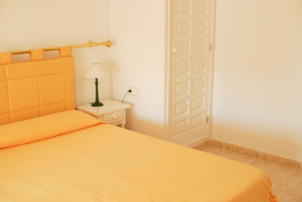 Apartamentos Concorde Alicante Bilik gambar