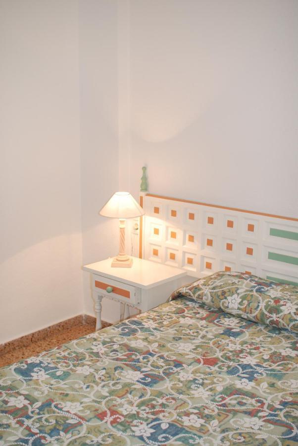 Apartamentos Concorde Alicante Bilik gambar